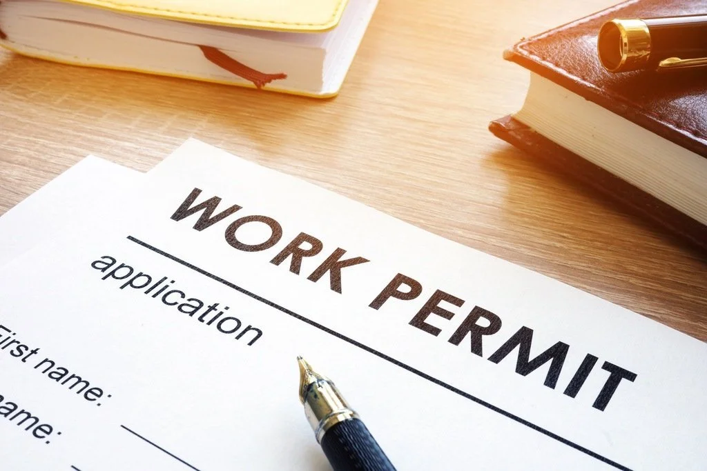 Principle Applicant keep working under NOC OAB until decision made on Open Spouse Application